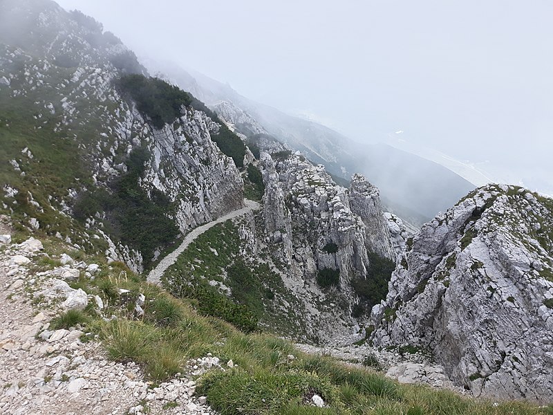 Monte Baldo(fonte: Wikimedia Commons) Monte Baldo(fonte: Wikimedia Commons)
